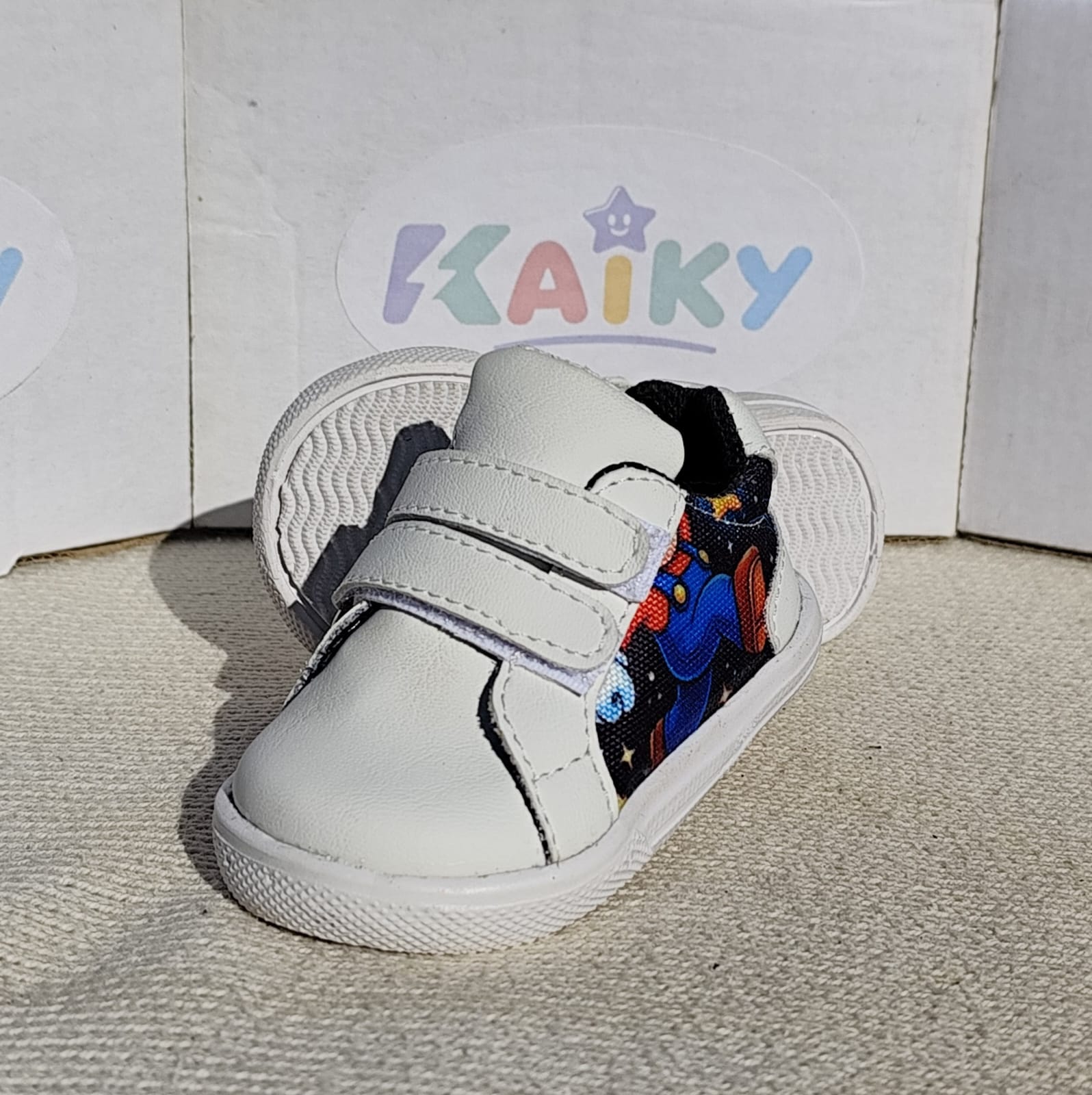 Zapatilla 103 Blanco c/estampa varón