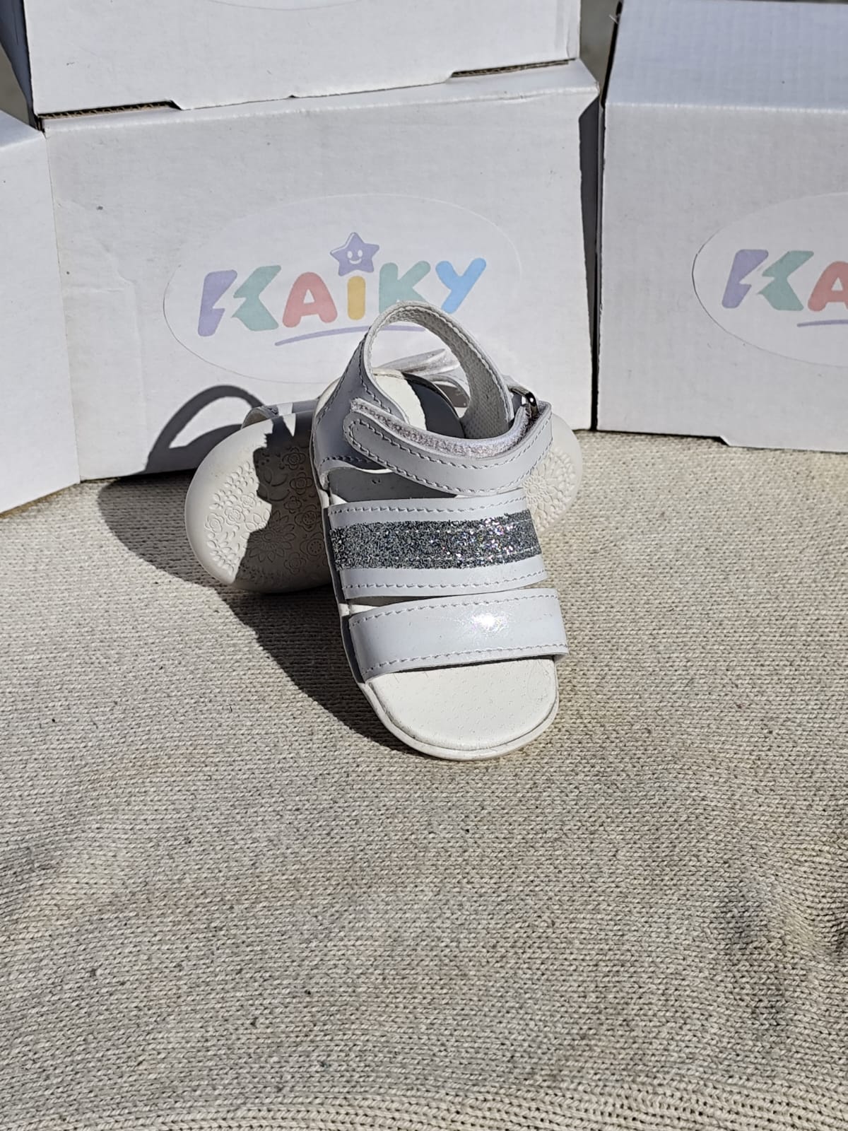 Sandalia 503 Blanco con Plateado